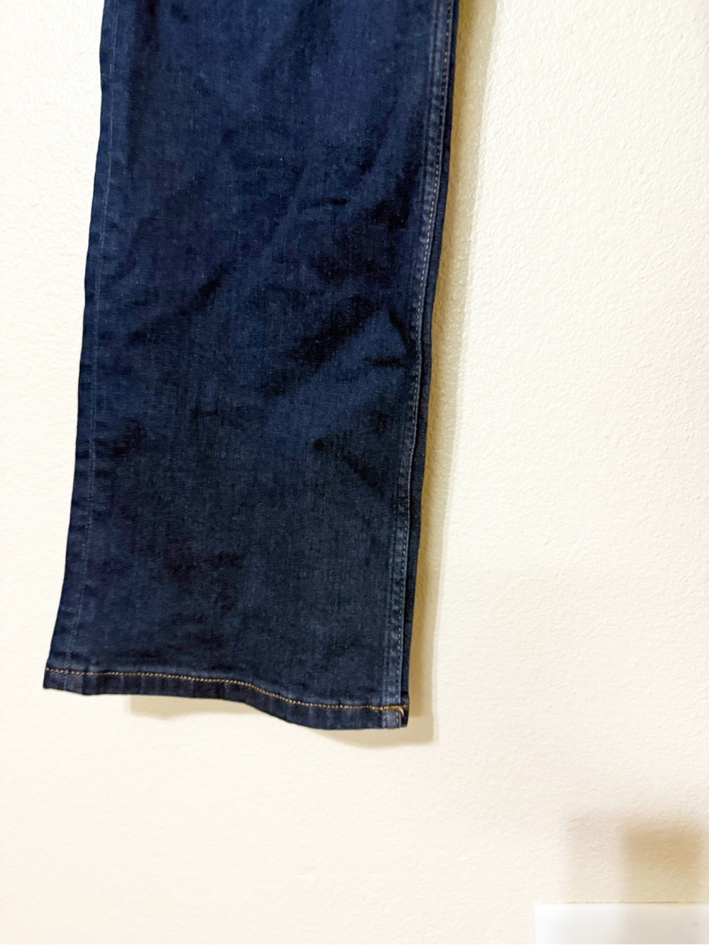 Reformation Elton Mid Rise Super Stretch Straight Leg Jeans Size 30 $178 MSRP - Picture 11 of 14